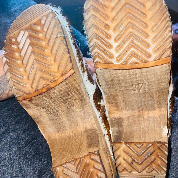 Clogs - Picture 2 of 2